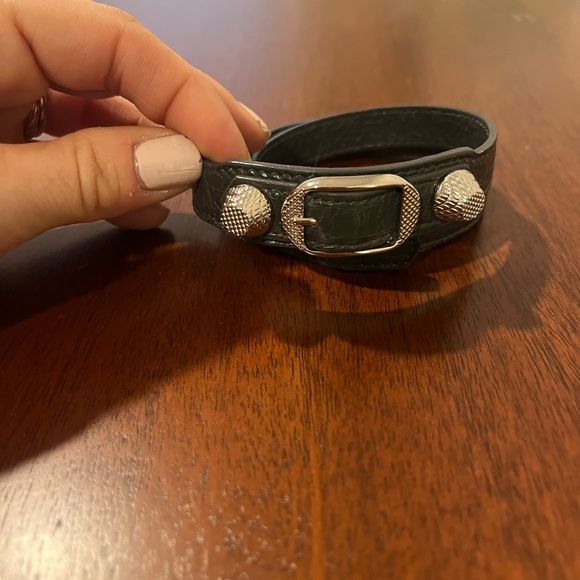 Authentic Balenciaga Grey Leather Bracelet with silver accents - Picture 3 of 3